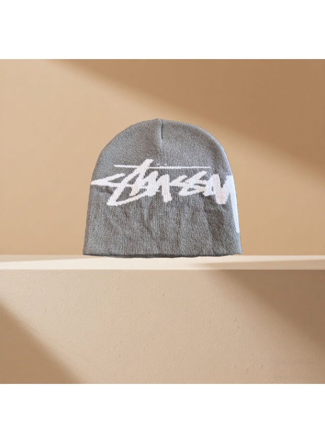Stüssy Classic Graffiti Logo Beanie Grey Warm Knitted Hat for Streetwear Enthusiasts